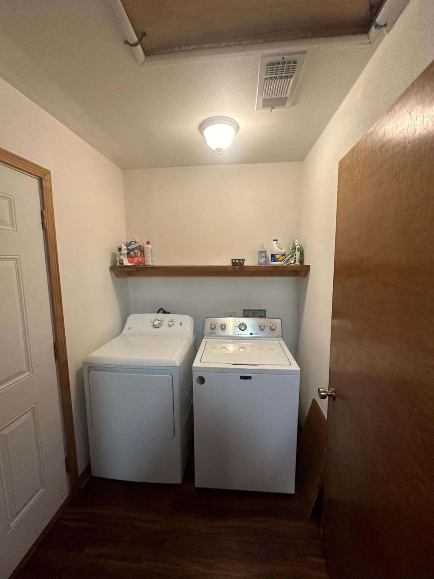Brilliant In Bellview-Back Unit-- Mins To Nas Pensacola, Beach, Shopping Ngoại thất bức ảnh