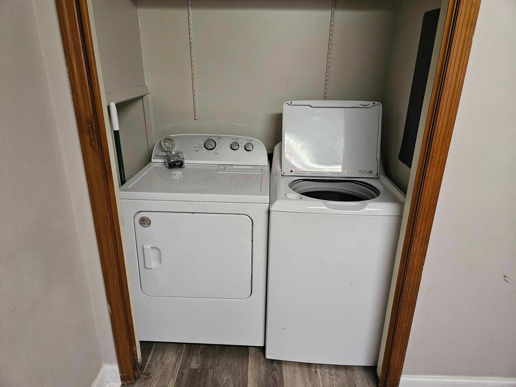 Brilliant In Bellview-Back Unit-- Mins To Nas Pensacola, Beach, Shopping Ngoại thất bức ảnh